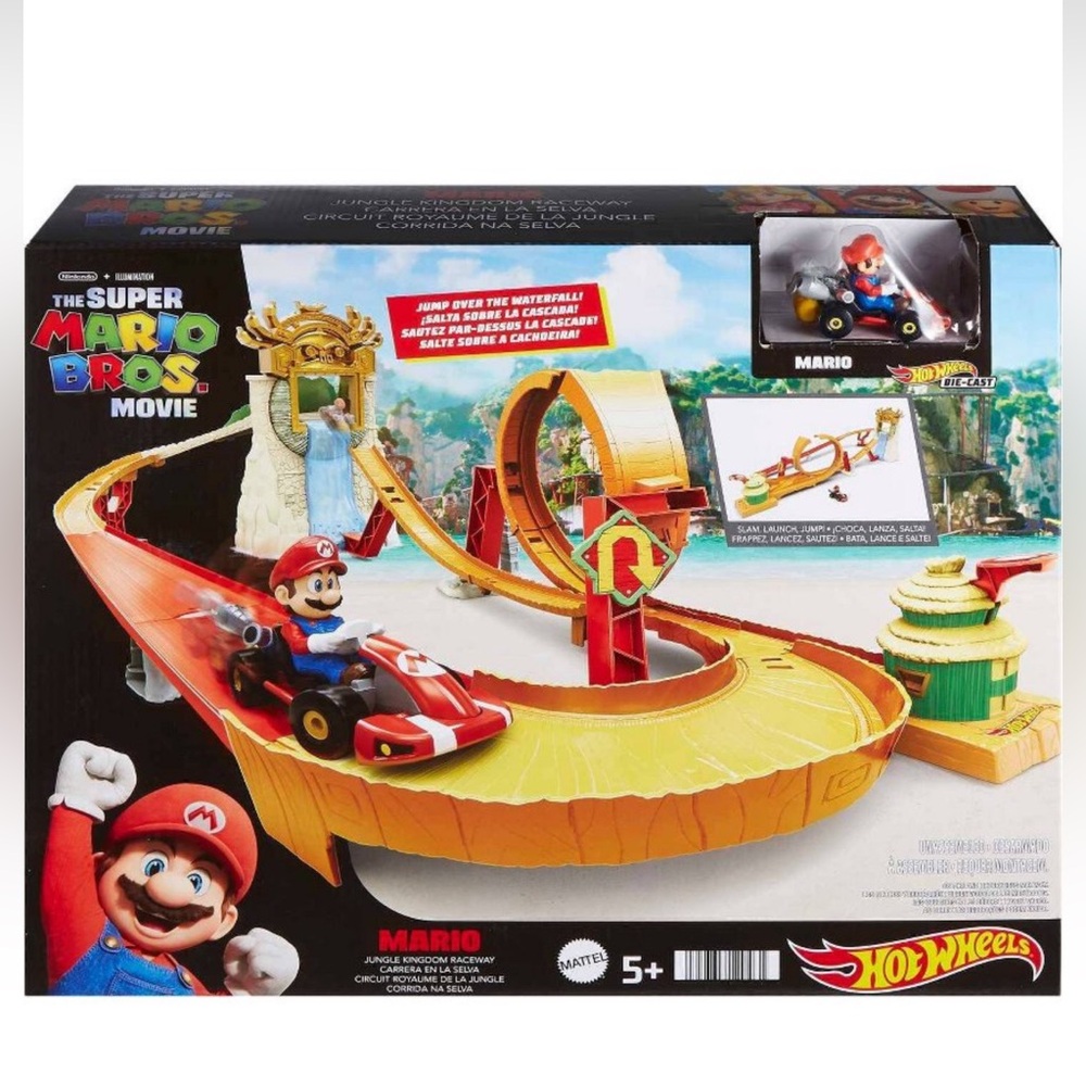Hot Wheels Super Mario Bros. Jungle Kingdom Raceway